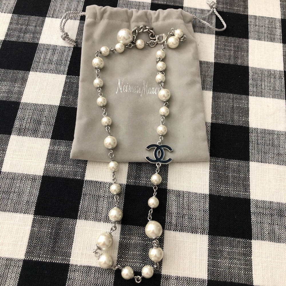 Chanel Silver Tone Short Necklace